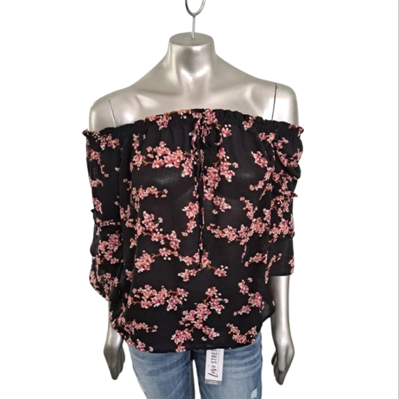 🪻BOGO🪻 Floral Off or On Shoulder Prairie Blouse w/ Tiered Ruffled‎ Sleeves - Picture 2 of 12